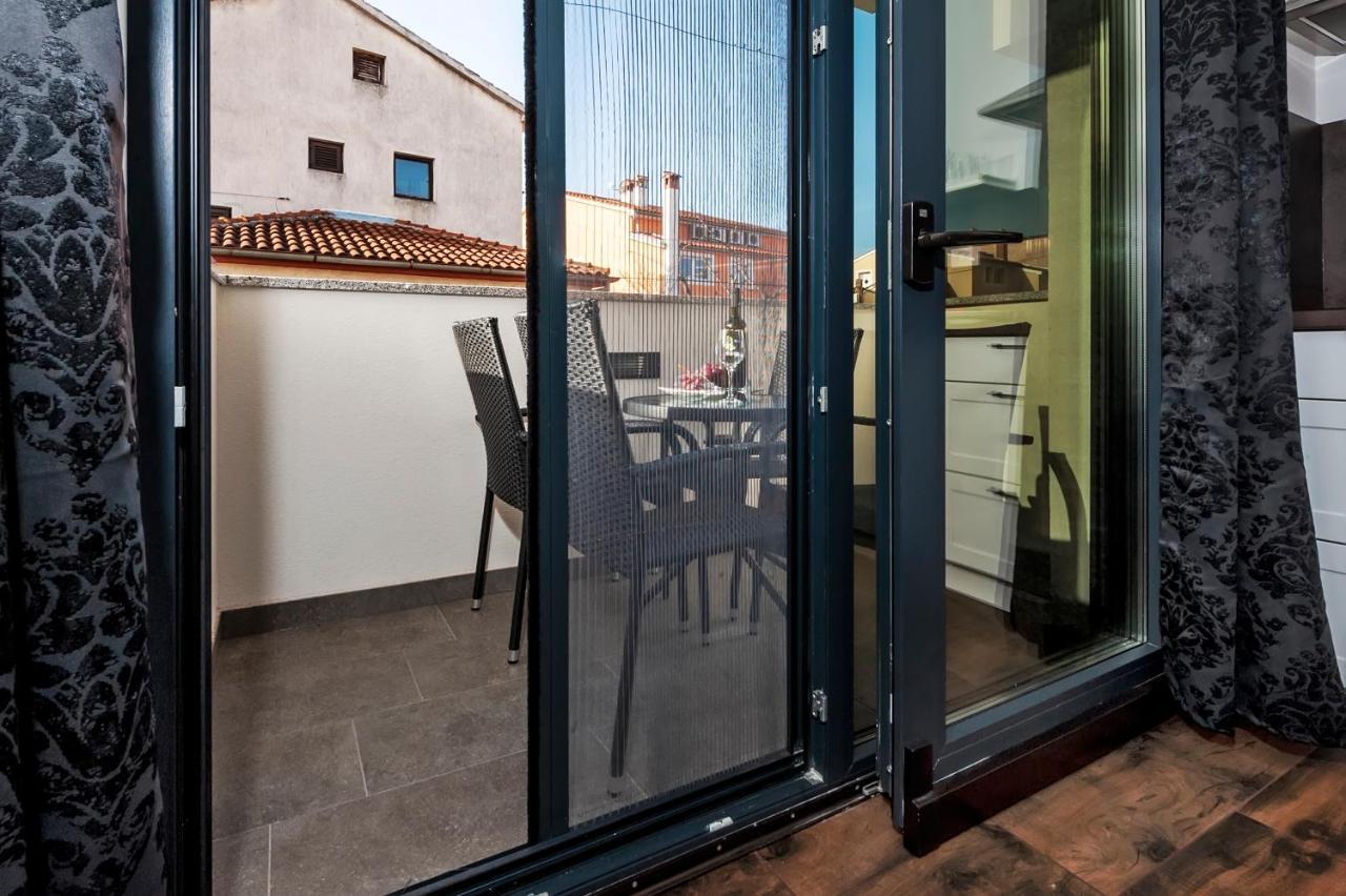 רוביני Deluxe Apartments A&A מראה חיצוני תמונה