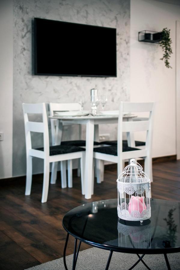 רוביני Deluxe Apartments A&A מראה חיצוני תמונה