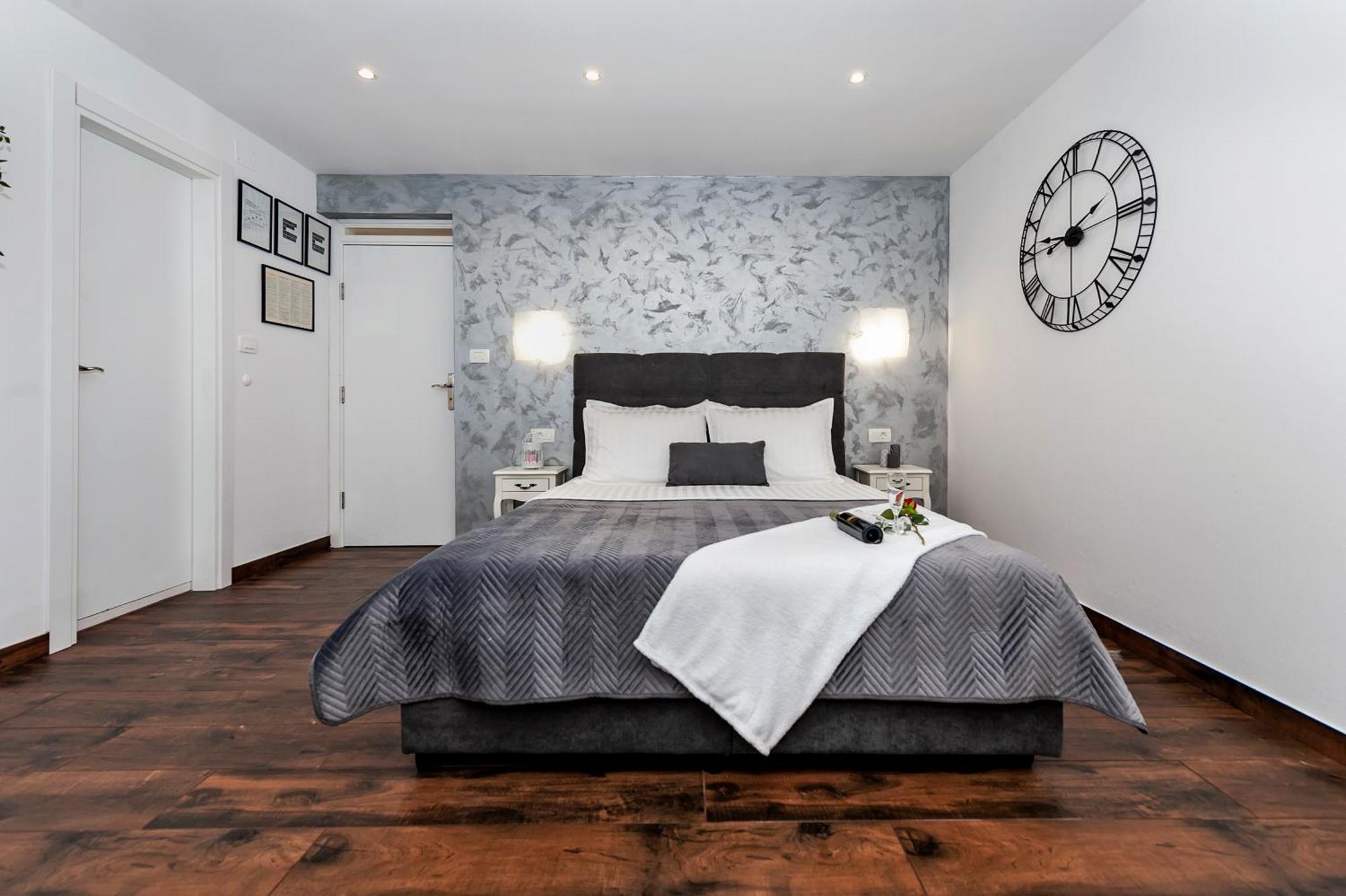 רוביני Deluxe Apartments A&A חדר תמונה